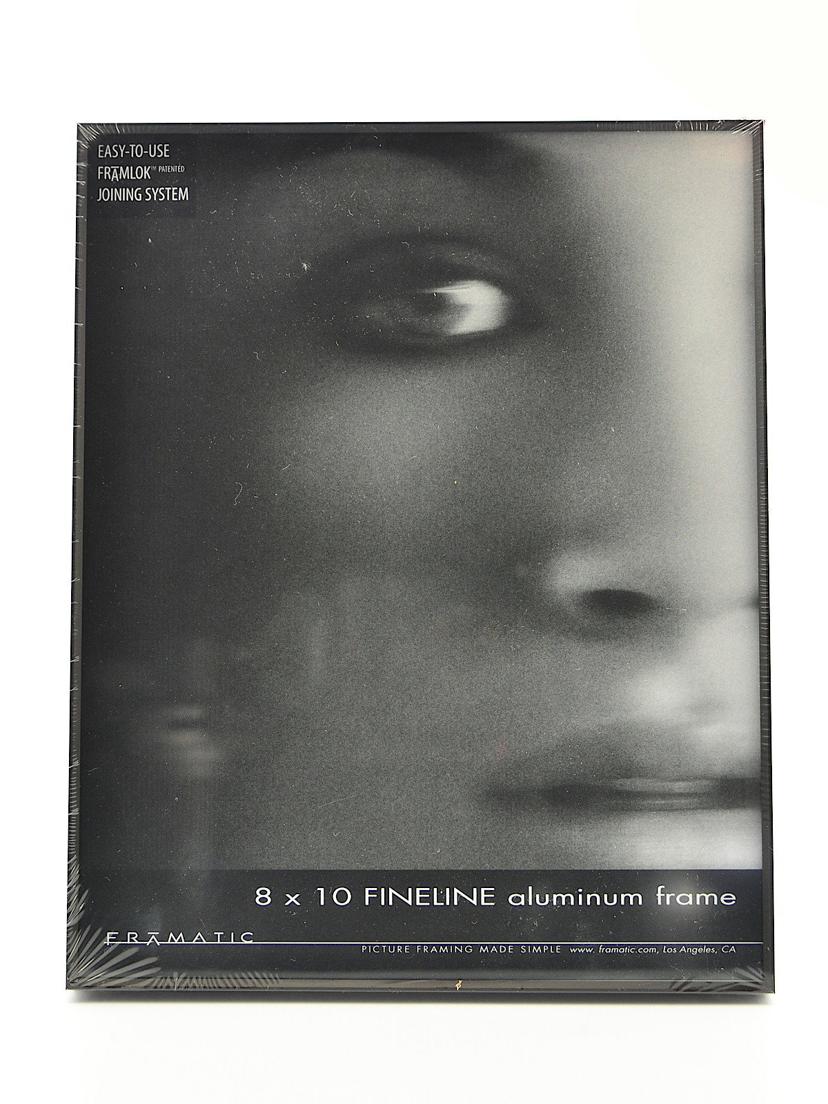 Framatic Fineline White 8x8 Frame